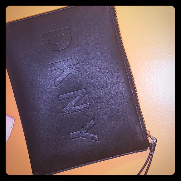 Dkny Handbags - DKNY WRISTLET